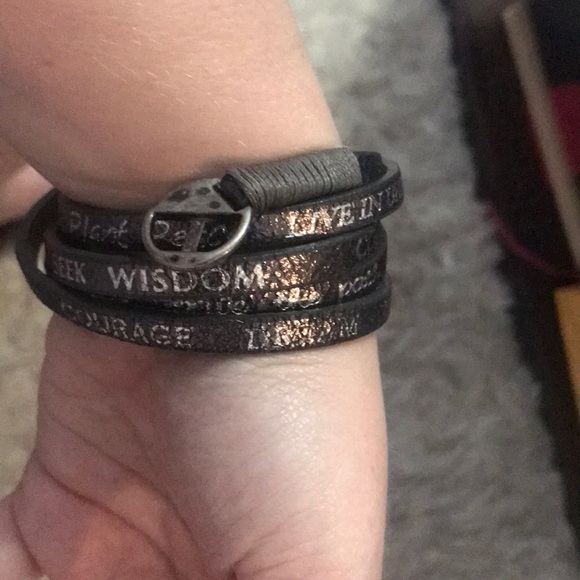 Bracelet set - Picture 3 of 5